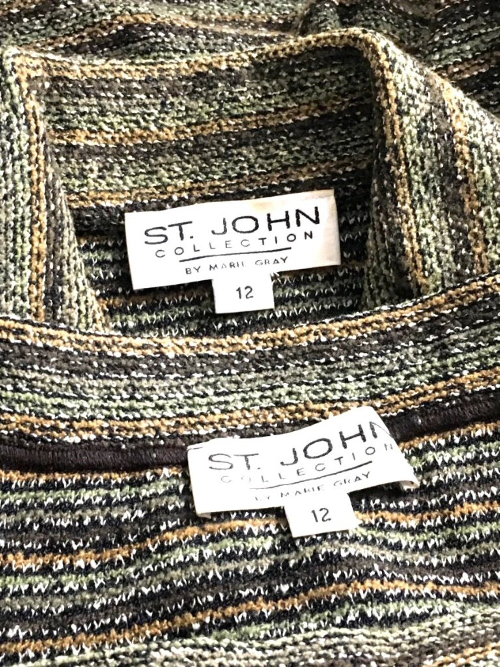 BEAUTIFUL St John collection knit green multi jacket skirt suit size 12 - Picture 10 of 10